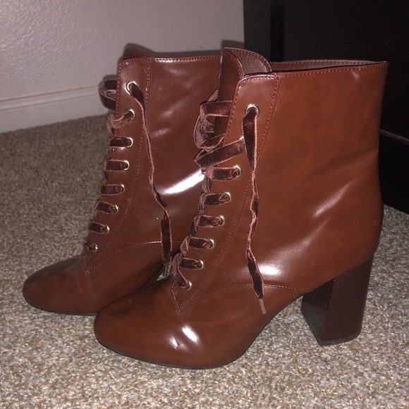 Chocolate Brown Ankle Boots w/ Velvet Shoestring - Picture 5 of 6